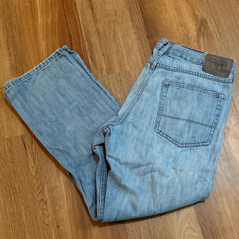 Wrangler Men's Jeans in Light Blue